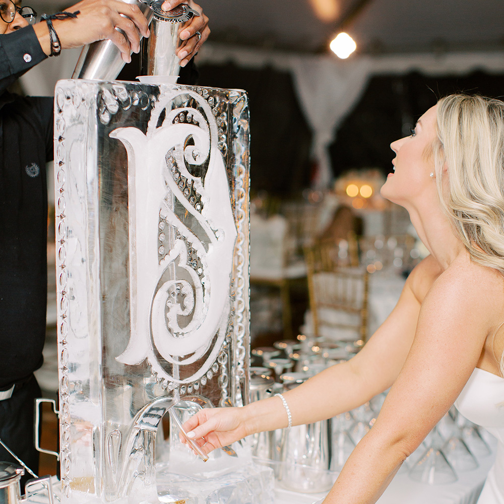 Weddings – Artisan Ice Sculptures