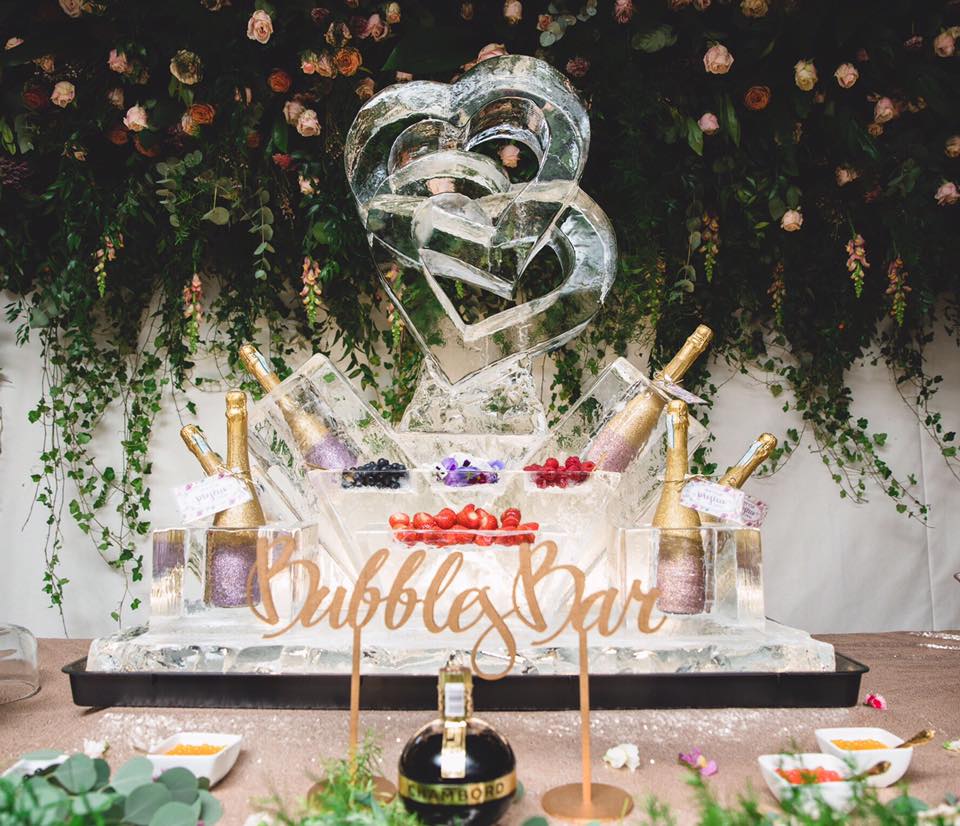 weddings ice sculptures