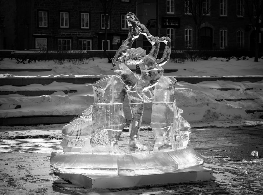 Stunning ice sculpture with its high-quality ice source location