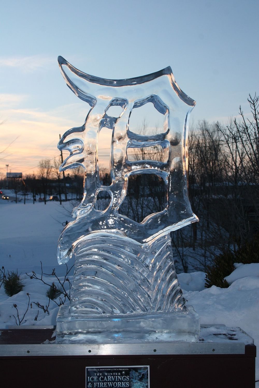 Students participating in an ice sculpting class in Detroit